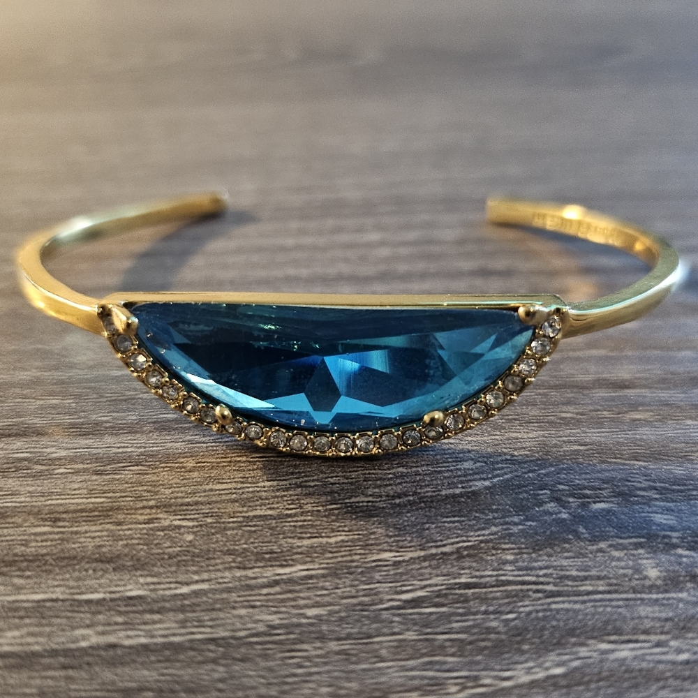 Henri Bendel inspired cuff